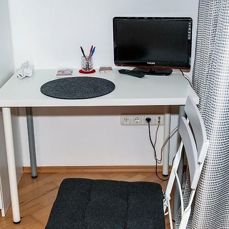 Lovely Studio In Аугсбург Экстерьер фото